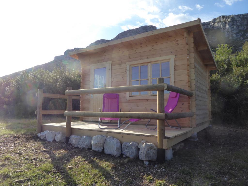 Ferme Saint Pierre Hotel Bargeme ภายนอก รูปภาพ