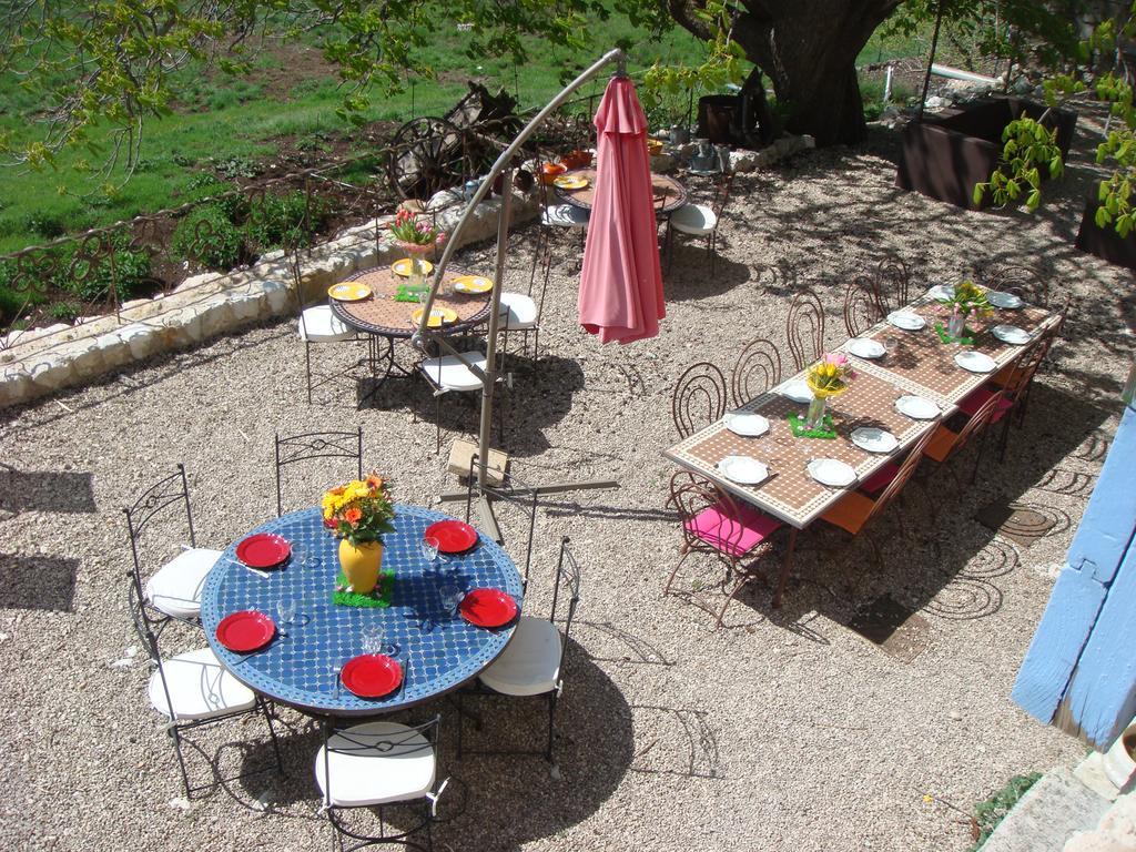 Ferme Saint Pierre Hotel Bargeme ภายนอก รูปภาพ