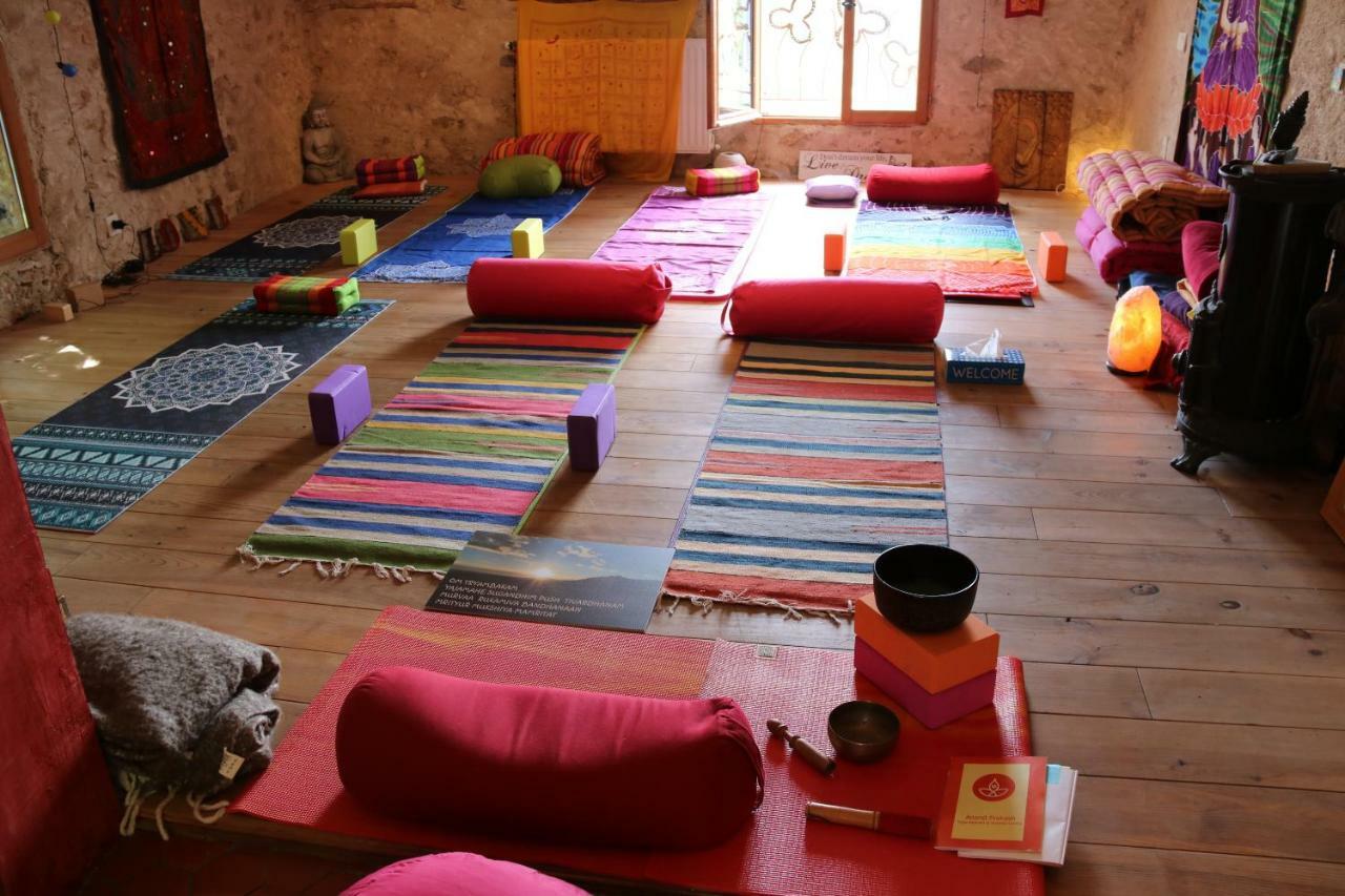 Ferme Saint Pierre Hotel Bargeme ภายนอก รูปภาพ